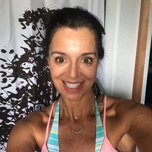 Meet your Posher, Myrna